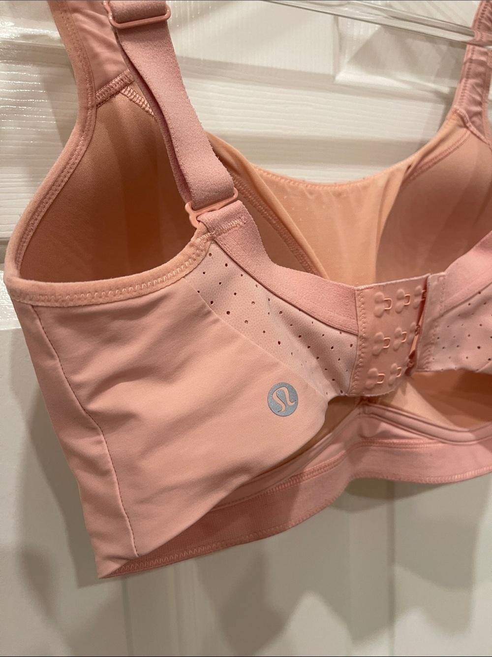 Lulu 🍋 Run Times High Support Bra Blush Pink 34DDD - Picture 4 of 9